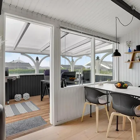 Pet Friendly In With Wifi Holiday home