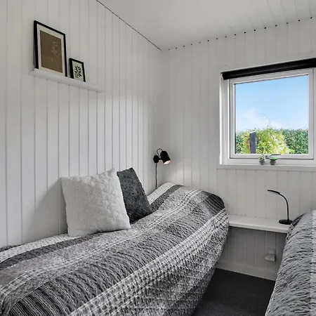 Holiday home Pet Friendly In With Wifi